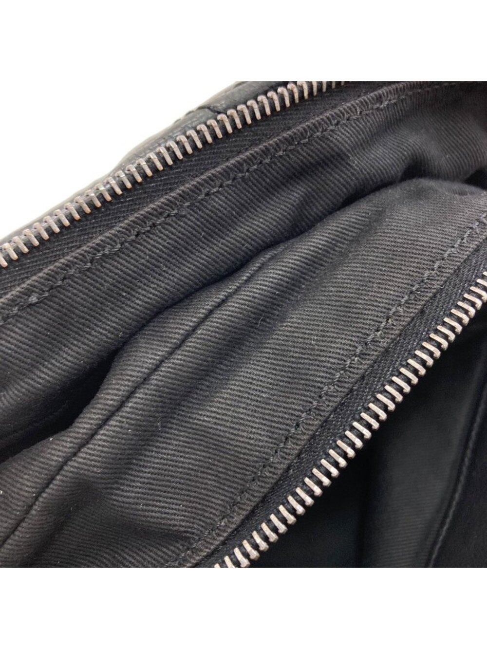 Chanel Diamond Stitch Silver Tote Calf - Picture 8 of 15
